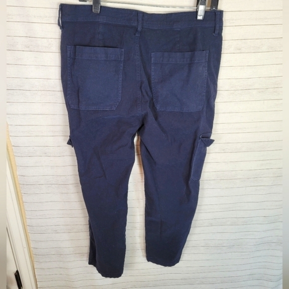 J.CREW NAVY BLUE CARGO KHAKIS, SZ 31 - Picture 9 of 9